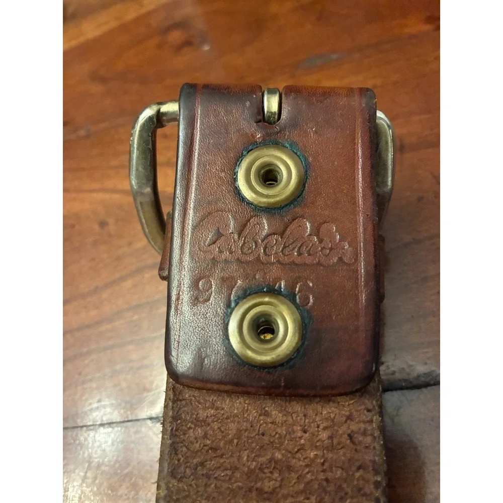 Cabelas Vintage Brown Leather 49in Belt